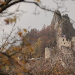 Lednický hrad